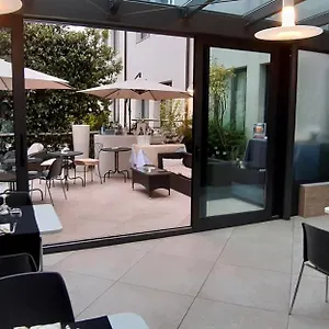 **** Hotel Continental Urban Art Italie